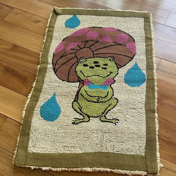 Handmade tufted rug - Picture 2 of 5